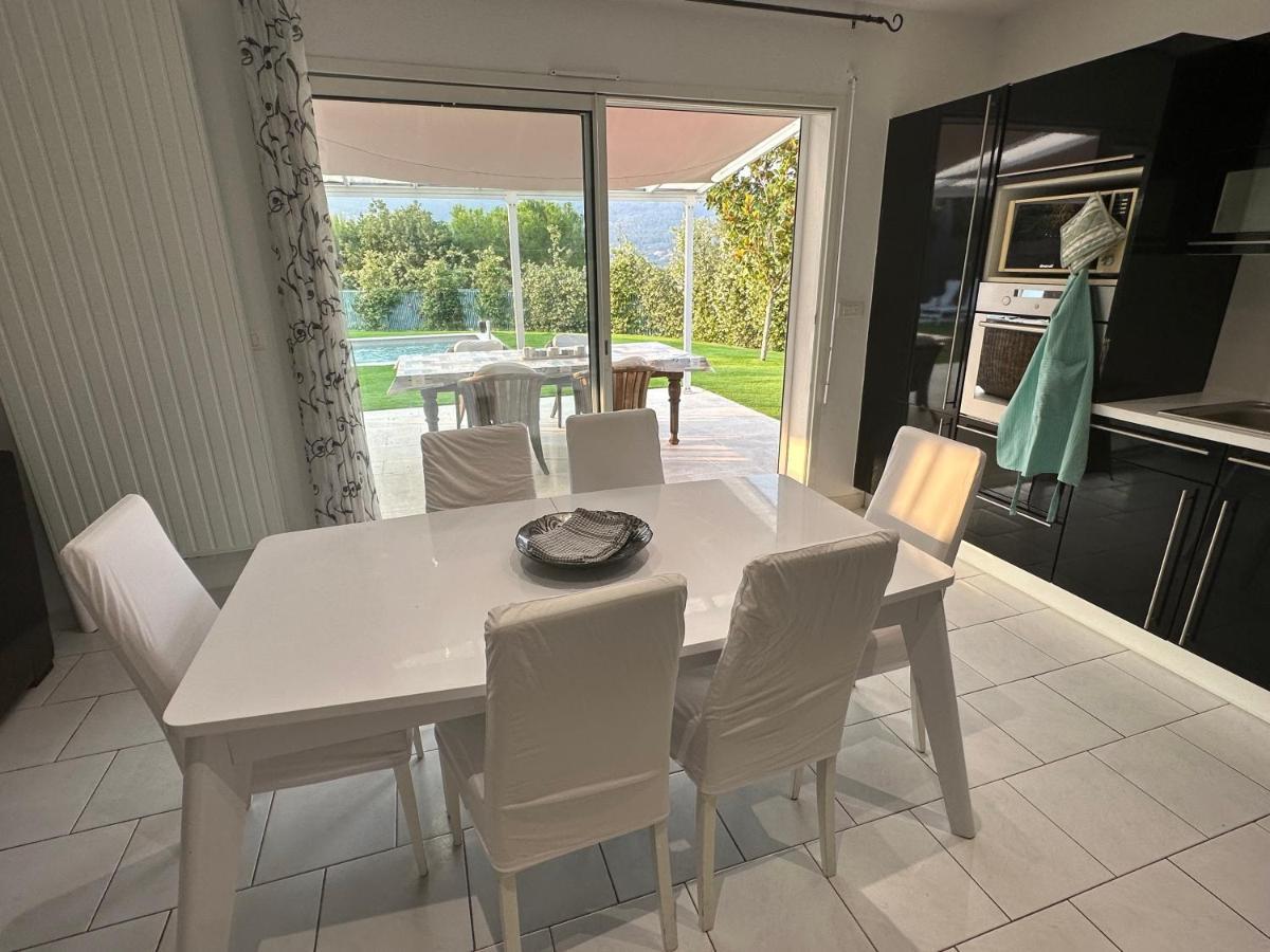 Petite maisonette adossee mais independante avec piscine Villa Peymeinade Buitenkant foto